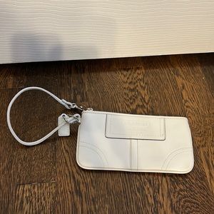 Coach Wristlet White- Perfect Condition